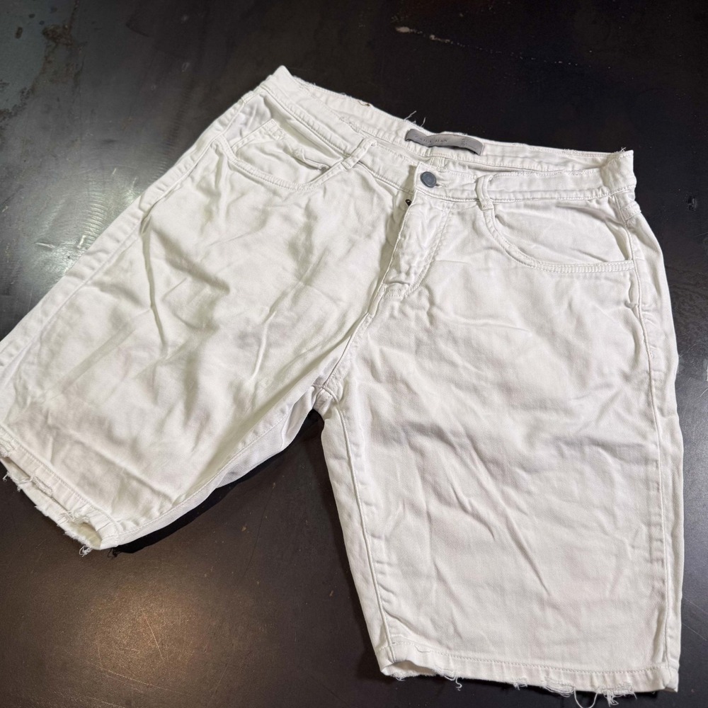 Zara Man‎ White Denim Shorts Raw Hem Distressed Streetwear Size 31